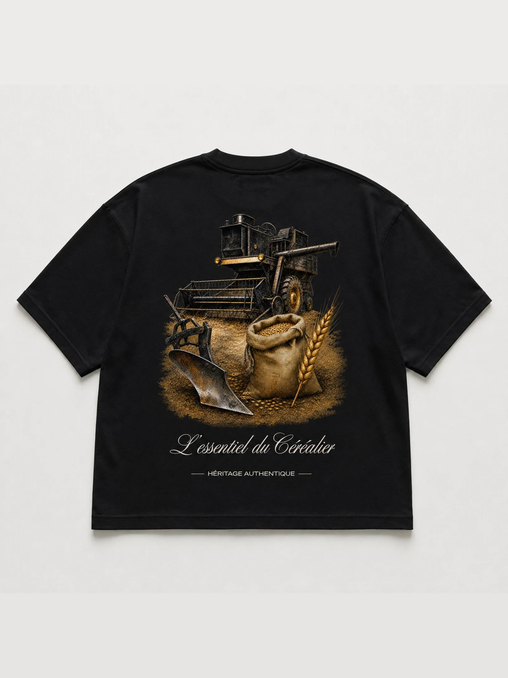 T-shirt noir Le Céréalier – illustration moissonneuse-batteuse, sac de blé et charrue, collection Les Essentiels Héritage Authentique