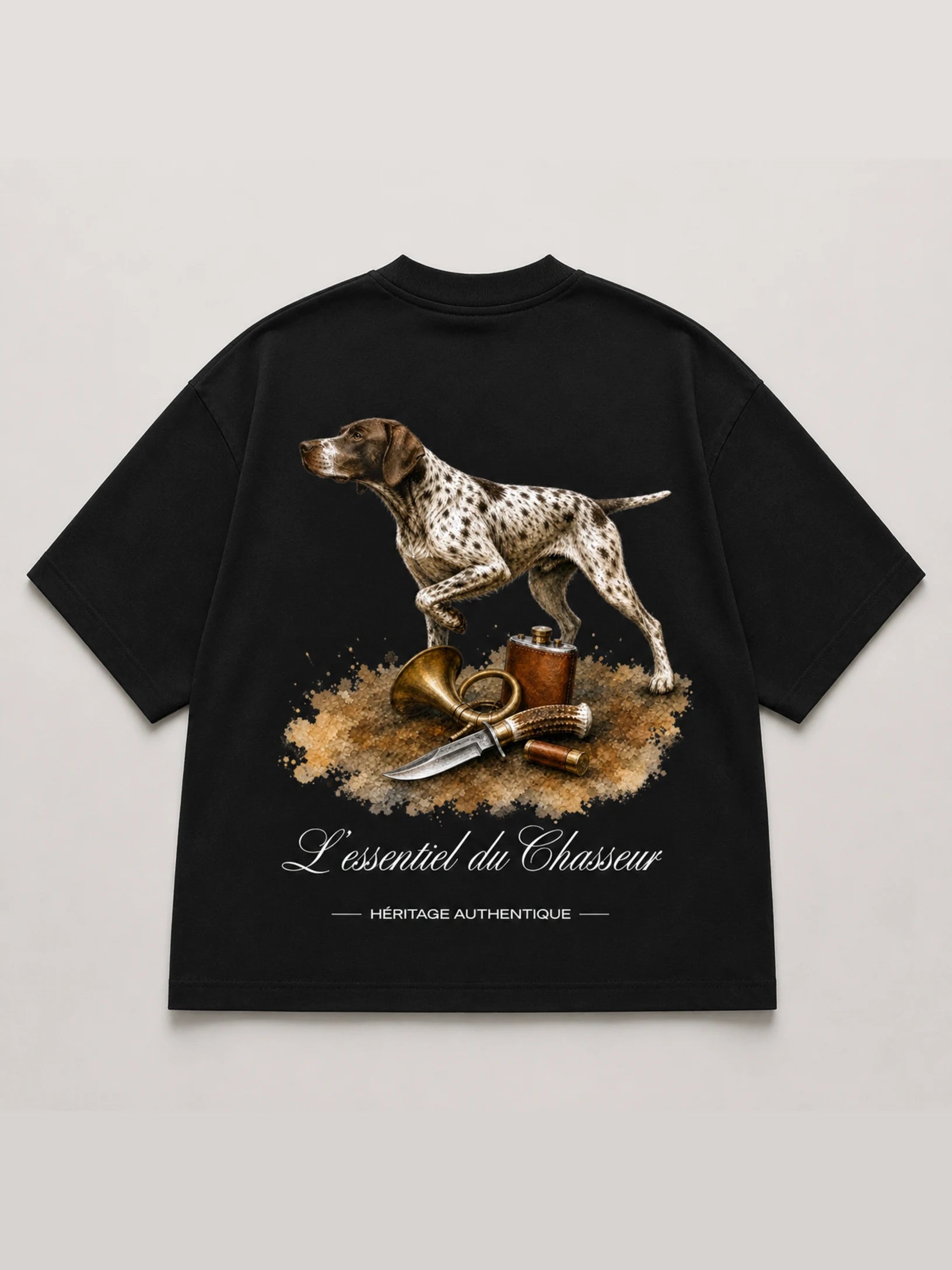 T-shirt noir Le Chasseur – illustration chien d'arrêt, cor de chasse et couteau, collection Les Essentiels Héritage Authentique